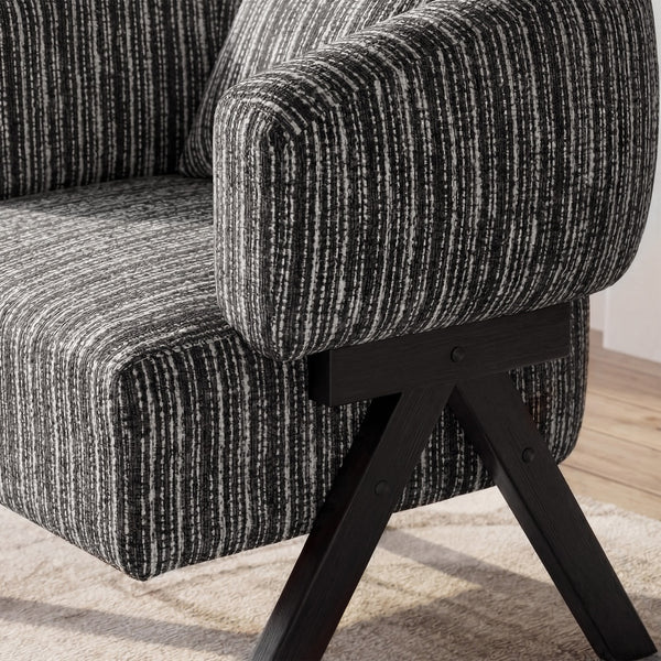 Claiks Avelyn Curved Lounge Chair