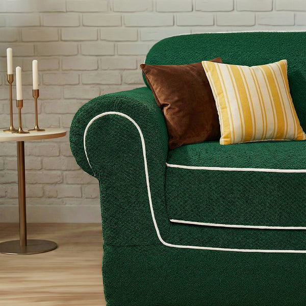 Claiks Nysa Roll-Arm Loveseat